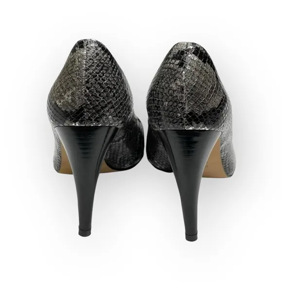 new Via Spiga  Metallic Python Leather Peep Toe Heels Pumps  Black Grey  8.5M