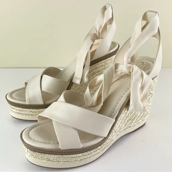 NEW VINCE CAMUTO BEIGE PLATFORM WEDGE SANDALS