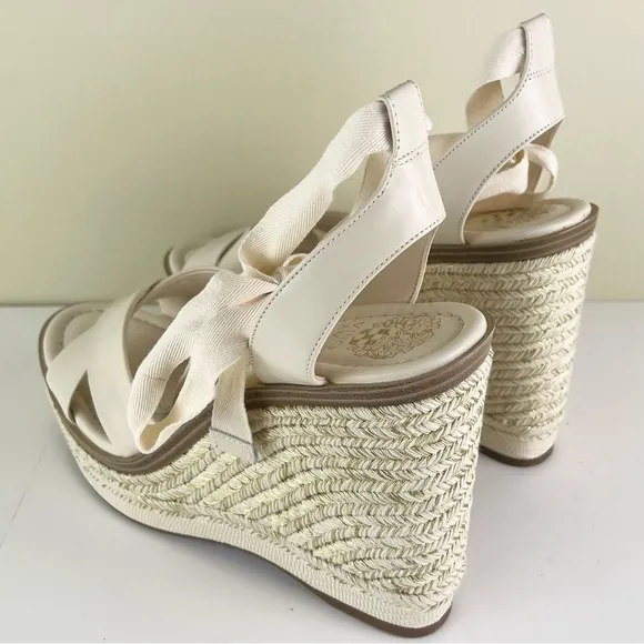 NEW VINCE CAMUTO BEIGE PLATFORM WEDGE SANDALS