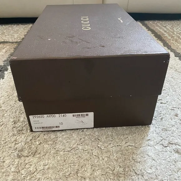 New with box Gucci lace up dress shoes men’s size 10
