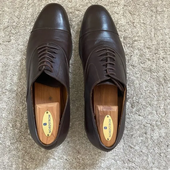 New with box Gucci lace up dress shoes men’s size 10