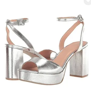 New w/o Box Chinese Laundry Theresa Faux Leather Block Heel Platform Sandals