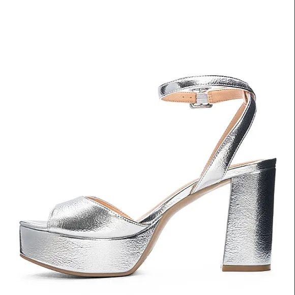 New w/o Box Chinese Laundry Theresa Faux Leather Block Heel Platform Sandals