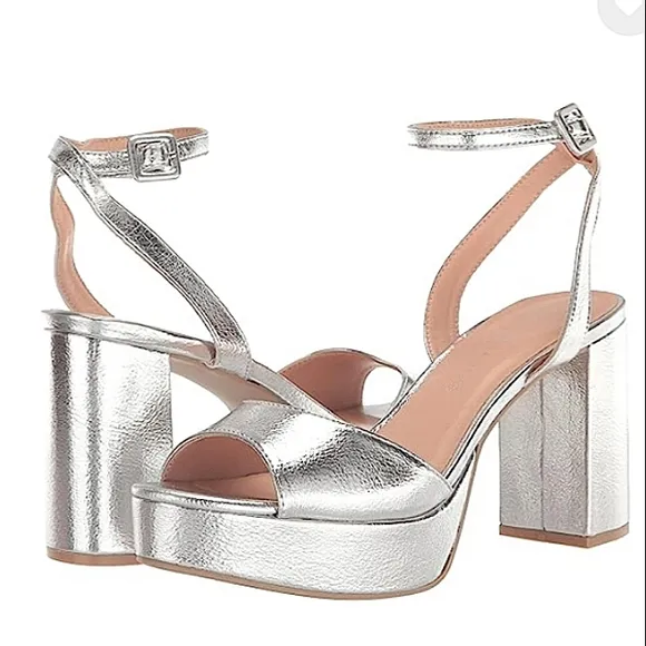 New w/o Box Chinese Laundry Theresa Faux Leather Block Heel Platform Sandals