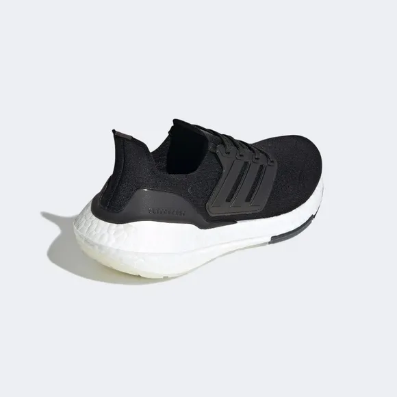[NEW] Women's Adidas UltraBOOST 21 Shoes Size 7 FY0402