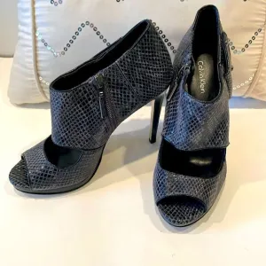 NEW Calvin Klein High Heel Platform Peep Toe Booties Size 7