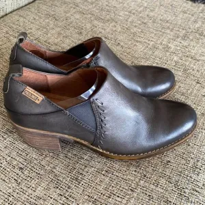 NEW PIKOLINOS shoes