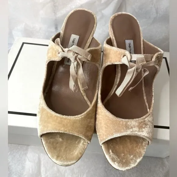 New with box Tabitha Simmons blush velvet peep toe heels size 37 6.5 AND 39 8.5