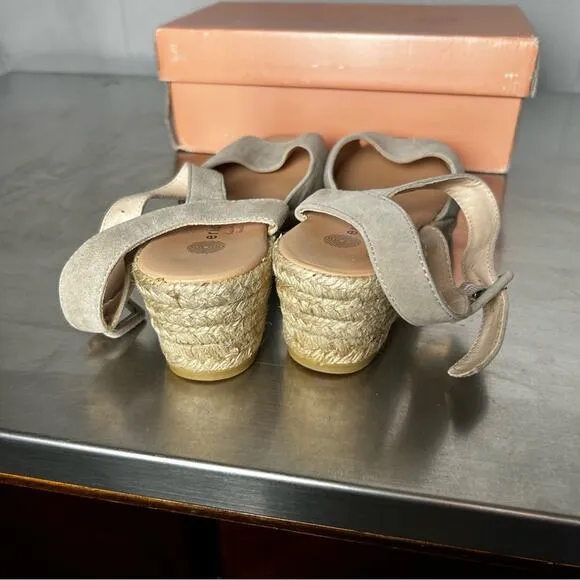 NIB Eric Michael Beige Zoe Espadrille Sling Back Suede Sandals Size 39 (8.5-9)