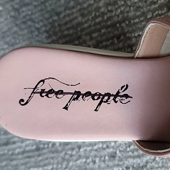 NIB Free People Zoe Platform Slide Sandal, Size 41 EU/11 US, Color Dusty Pink