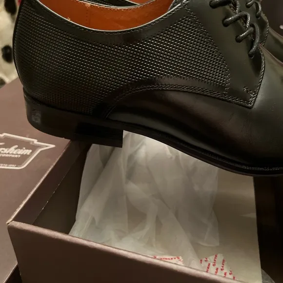 NIB Men's Florsheim 10 D Elegant Black Men's Dress Shoes