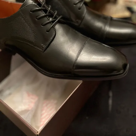 NIB Men's Florsheim 10 D Elegant Black Men's Dress Shoes