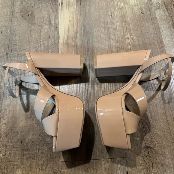NIB STUART WEITZMAN Miami Patent Leather Platform Sandals