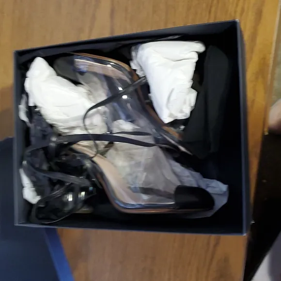 NIB sz 36.5, 37 and 38 Ritch Erani clear heel boots