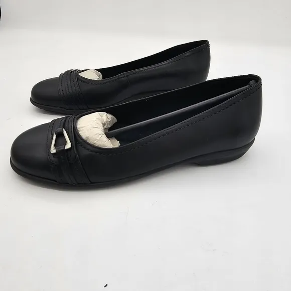 NIB Walking Cradle Flynn Black Leather Slip On Ballet Flats Shoes Size 5