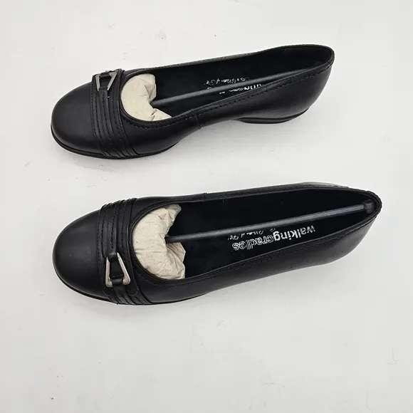 NIB Walking Cradle Flynn Black Leather Slip On Ballet Flats Shoes Size 5
