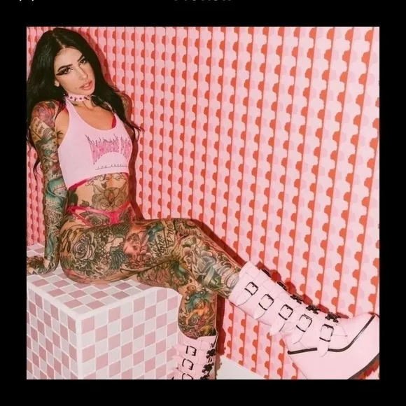 NIB Y.R.U. Pink Dune Skull Platform Boots
