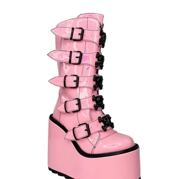 NIB Y.R.U. Pink Dune Skull Platform Boots