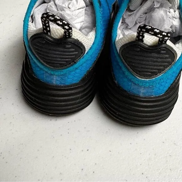Nike 2090 Kids boys shoes size 8C 8 C back metallic gold blue