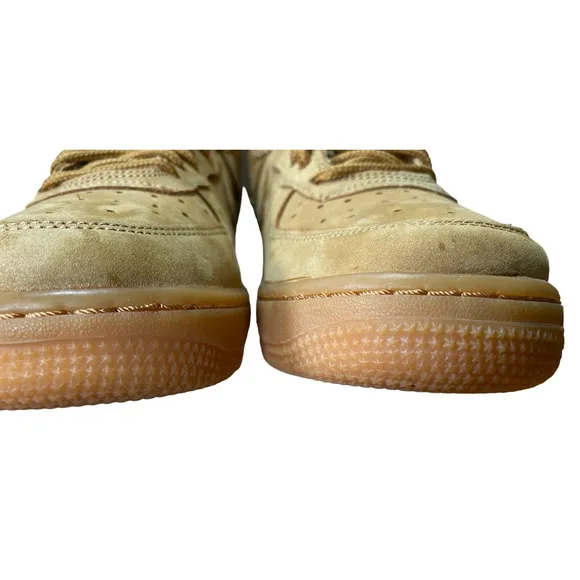 Nike Air Force 1 high LV8 #807617-200 Flax Wheat Size 4.5Y Lace Up Sneakers