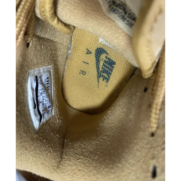 Nike Air Force 1 high LV8 #807617-200 Flax Wheat Size 4.5Y Lace Up Sneakers