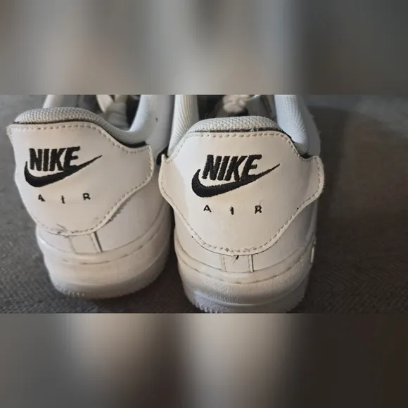 Nike Air Force 1 Lo Ess Black &amp; White Color Block Shoes 5 Y