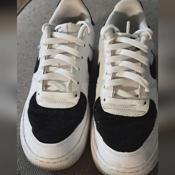 Nike Air Force 1 Lo Ess Black &amp; White Color Block Shoes 5 Y