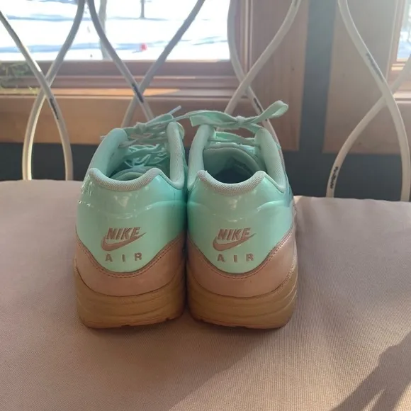 Nike Air Max 1 VT QS Arctic Green Vachetta Size 10