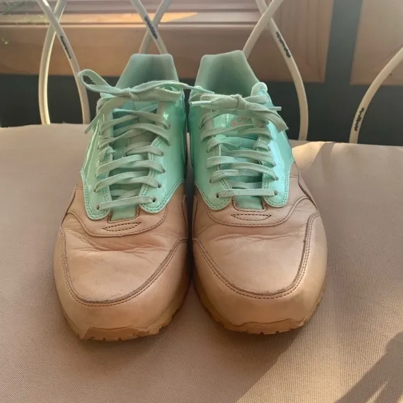 Nike Air Max 1 VT QS Arctic Green Vachetta Size 10