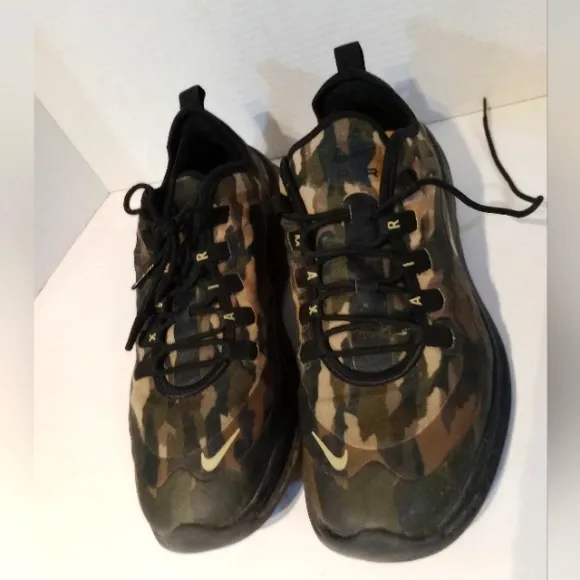 Nike Air‎ Max Axis Premium Camo Shoes sz.8.5