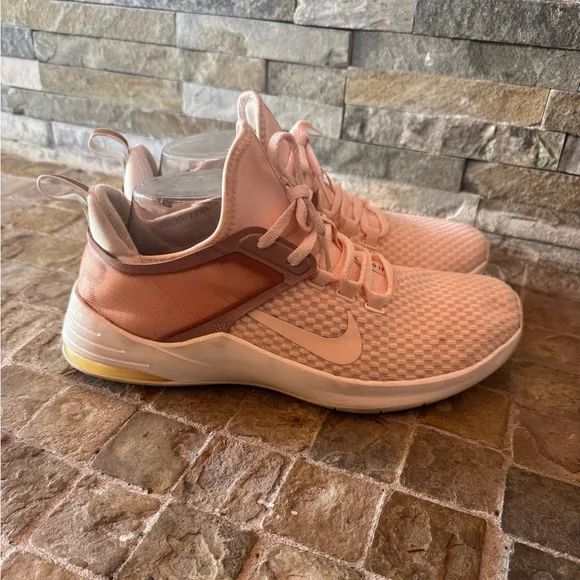 Nike Air Max Bella TR 2 Women's Shoes - Pink and Bronze