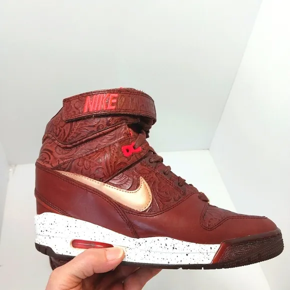 Nike‎ Air Revolution Sky Hi City Pack Milan, Limited Edition, Size 8.5| EUR 40
