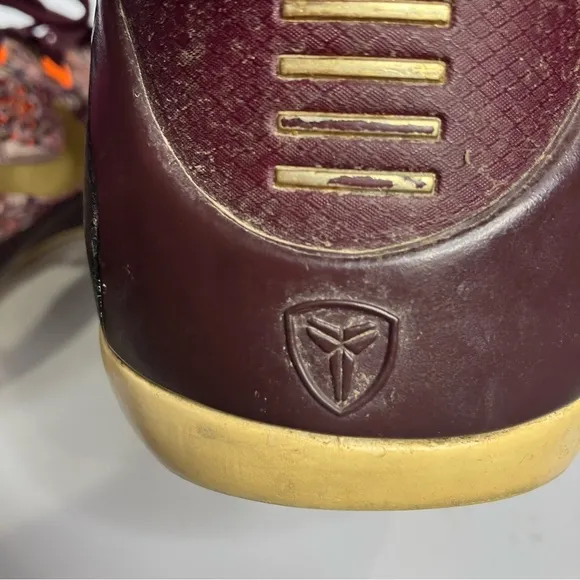 Nike Kobe 9 Silk sneakers mens size 9.5 athleisure fashion shoes maroon casual