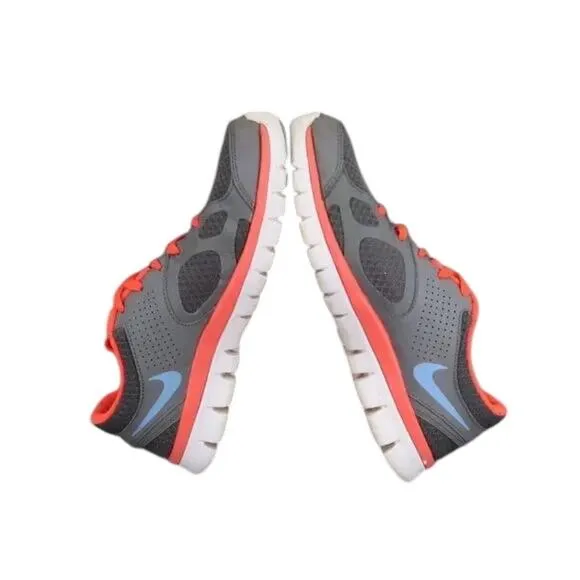 Nike Shoes Womens 9.5 Athletic Trainers Flex Running Active Casual Comfort Grey