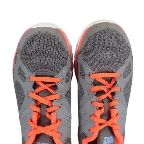 Nike Shoes Womens 9.5 Athletic Trainers Flex Running Active Casual Comfort Grey