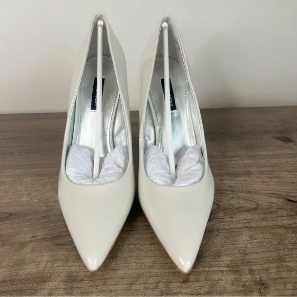 NINE WEST Fresh 3 Women's Stiletto Ivory Pump Size 8 SKU#24489