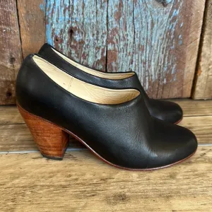 Nisolo Austin Heel Leather Boots Black Leather Size 6.5