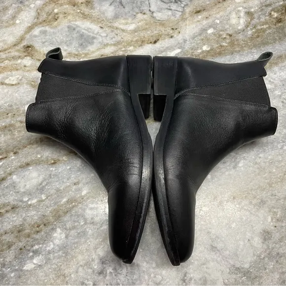 Nisolo Classic Chelsea Boots Black Leather Ankle Low Heel Women's size 8