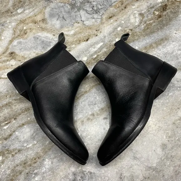 Nisolo Classic Chelsea Boots Black Leather Ankle Low Heel Women's size 8