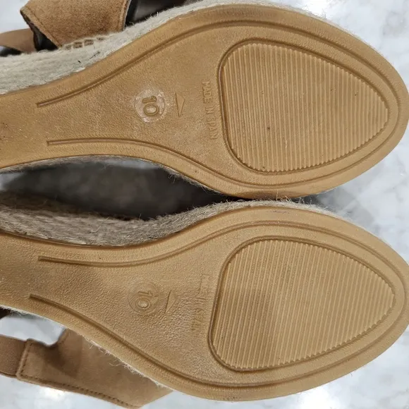 NWOB Andre Assous Suede Camel Espadrille‎ Wedge Sandals size 10
