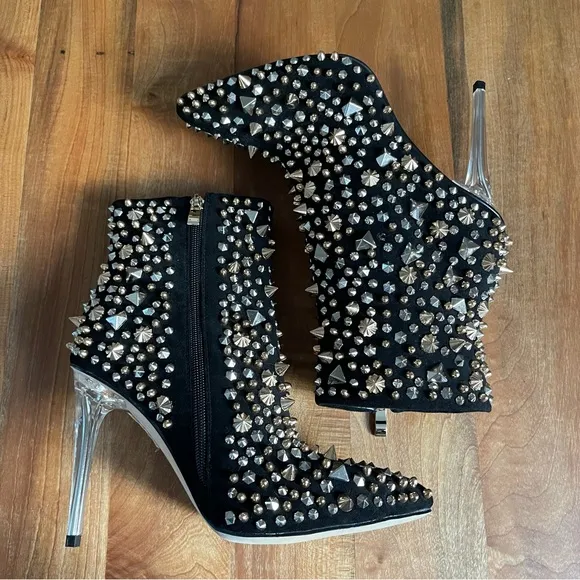 NWOB Azalea Wang Silver Gold Black Stud Clear 5&quot; Stiletto Heel Ankle Boots 8