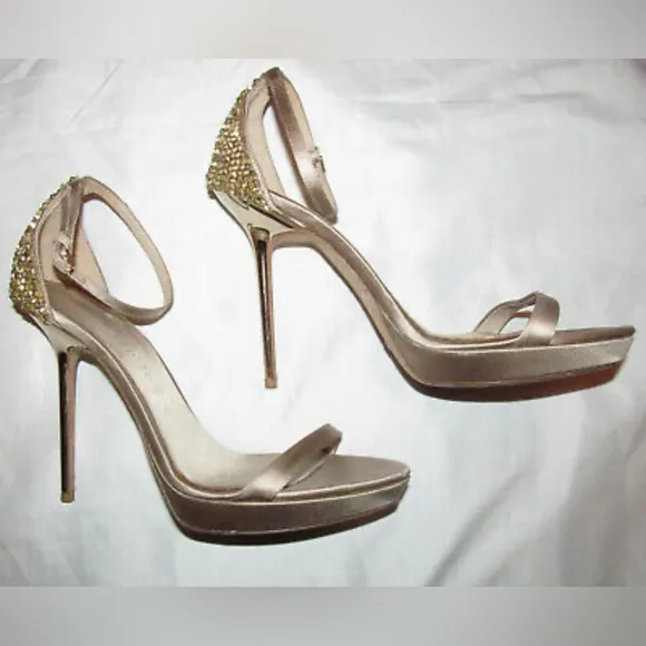 NWOB BURBERRY tan satin ankle strap gold studded embellished metallic stiletto