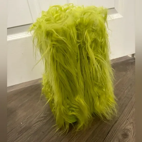 NWOB Dolls Kill / Current Mood Green Night Lurker Fuzzy Slipper Boots
