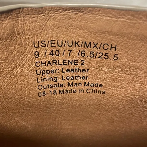 NWOB Gentle Souls Charlene Sandals Tan Leather Block Heels Shoes Size 9M