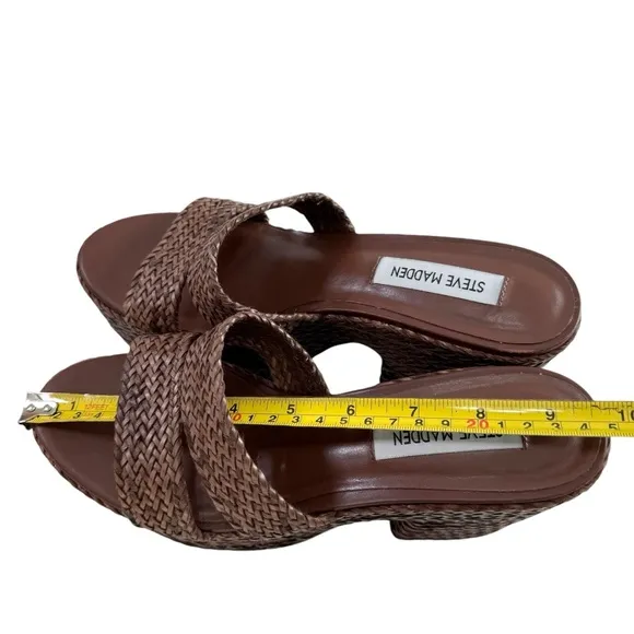NWOB Steve Madden Gianni Raffia Brown Slide Platform Sandals Size 8.5M
