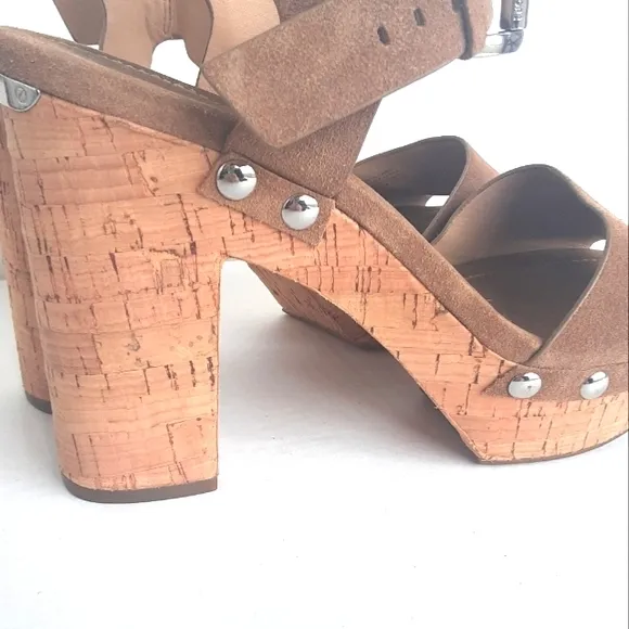 NWOT MICHAEL KORS Hayden Desert Platform Sandals