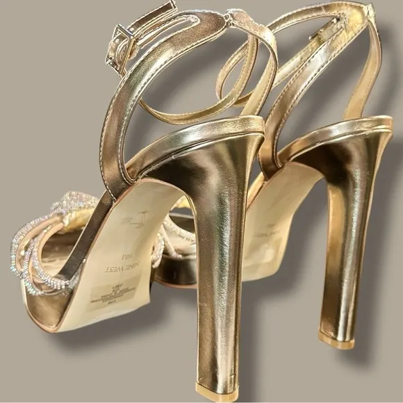 NWOT Nine West ‘Wowzz Platform Dress Sandals’ in “Bronze Crystal” Size 11