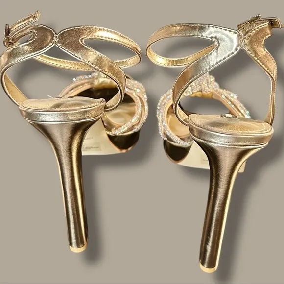 NWOT Nine West ‘Wowzz Platform Dress Sandals’ in “Bronze Crystal” Size 11