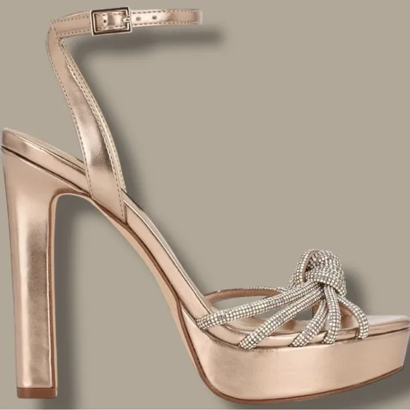 NWOT Nine West ‘Wowzz Platform Dress Sandals’ in “Bronze Crystal” Size 11