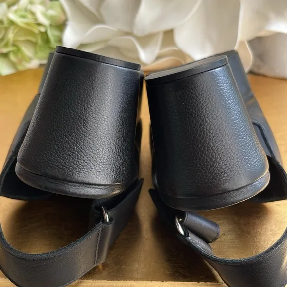 NWOT! Stuart Weitzman Platform Slingback Sandals in Black Calf Leather